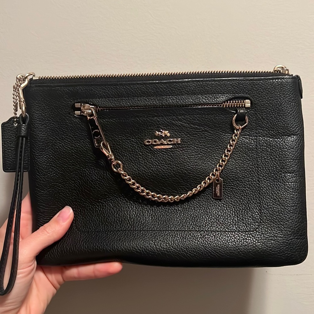 Coach clutch/wristlet